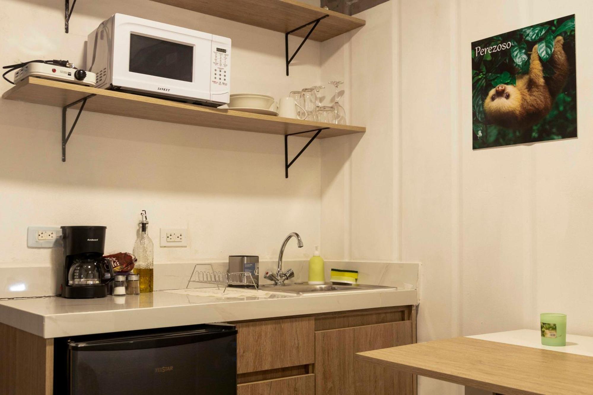Emi'S Place Container Living Uvita Dış mekan fotoğraf
