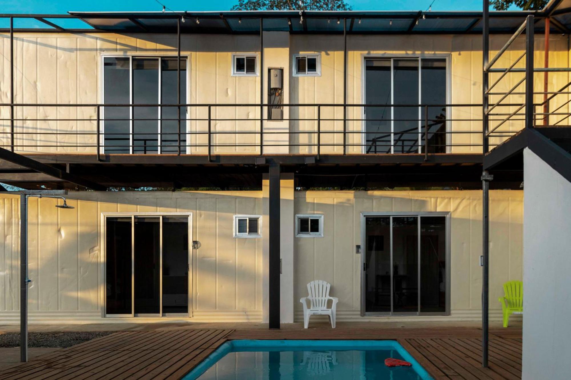 Emi'S Place Container Living Uvita Dış mekan fotoğraf