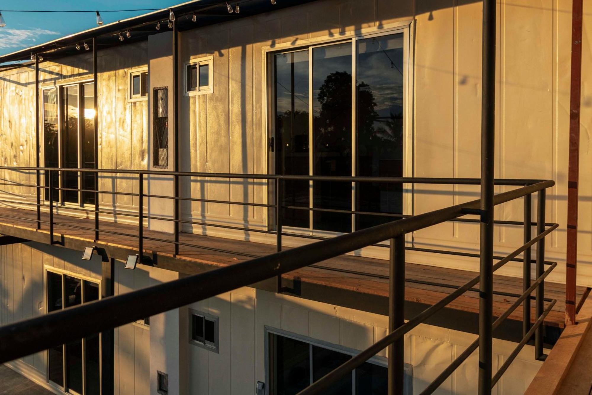 Emi'S Place Container Living Uvita Dış mekan fotoğraf